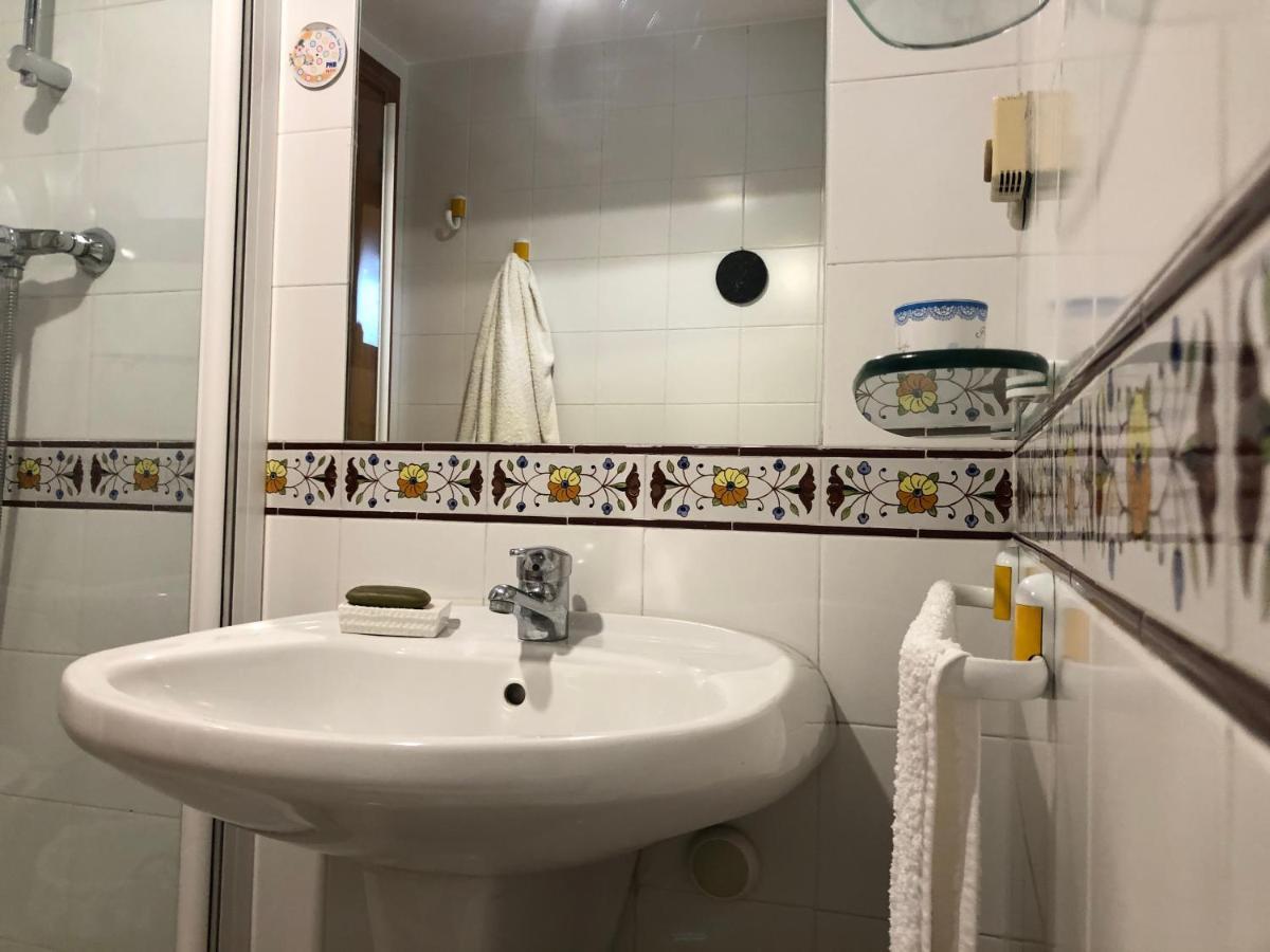 Loft Acogedor Con Terraza Y Parking En El Centro Lejlighed Huesca Eksteriør billede