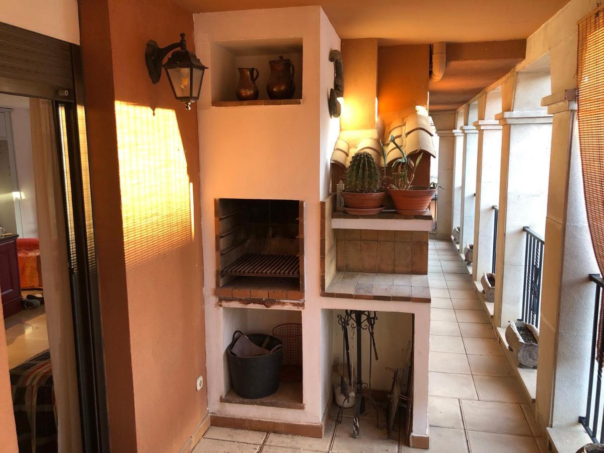 Loft Acogedor Con Terraza Y Parking En El Centro Lejlighed Huesca Eksteriør billede